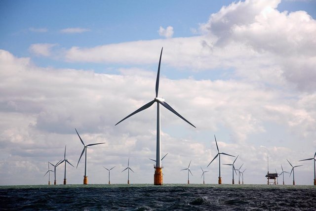 windfarm_Thanet_byNuan.jpg