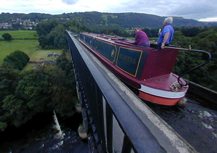aqueduct_sml.jpg